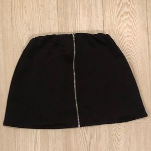 Boohoo Scuba front zip up skirt